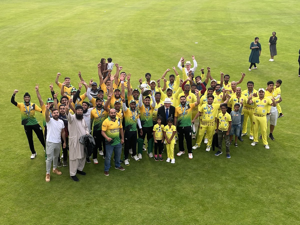 cricketleinster's tweet photo. @DundalkCC @ongar_cricket 🏆GS CRICKET JUNIOR CUP FINAL WINNERS🏆

Congratulations to @DundalkCC, winners of the @gs_ireland Junior Cup! https://t.co/OYzCenQxRR