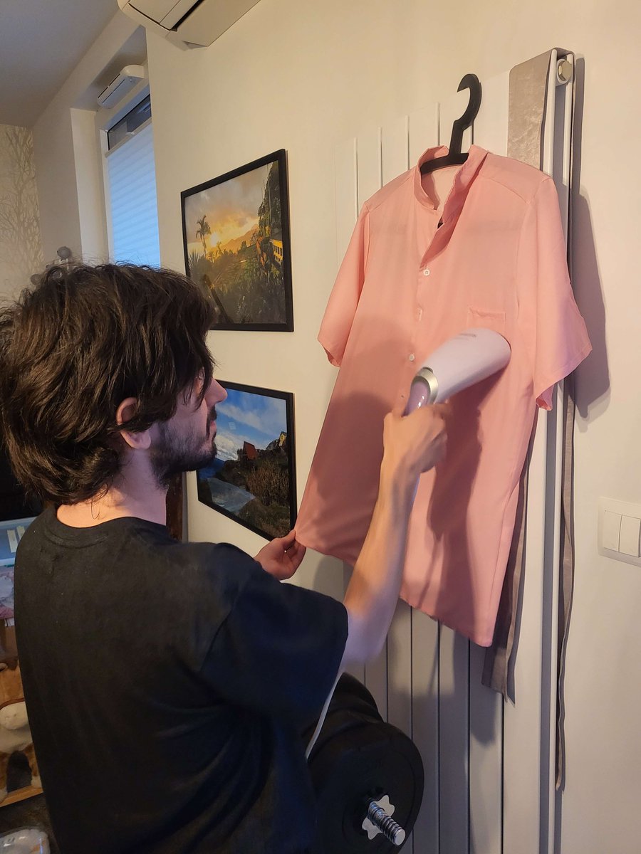 nanokarrin's tweet photo. ✊Nasza ekipa scenkowa jest prawie gotowa na streamka!
✊Widzimy się za 10 minut na https://t.co/c3X8bunfQi https://t.co/JZZu3d0JF0
