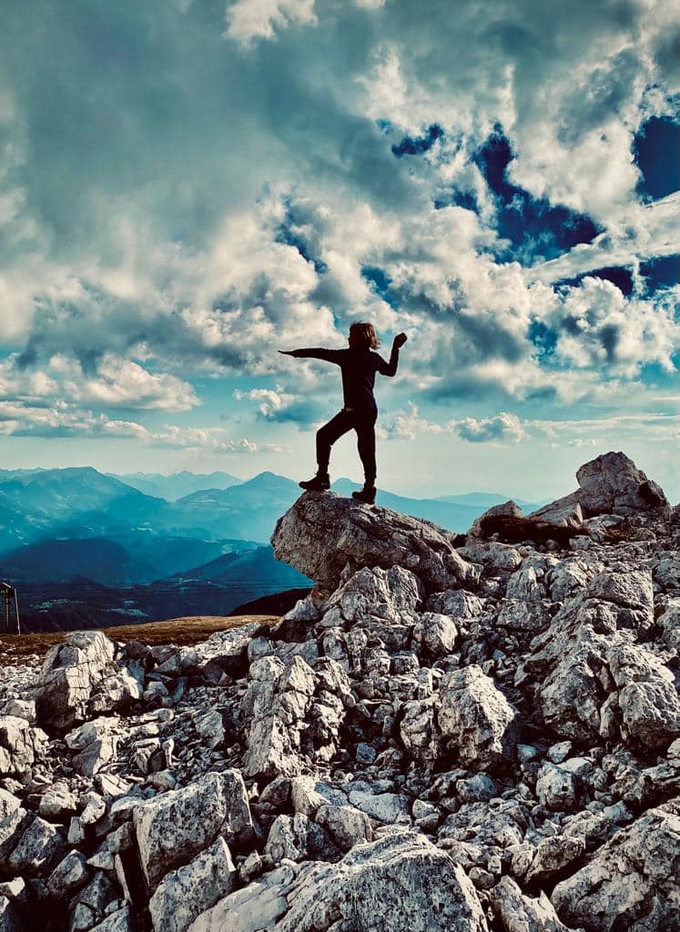 SonyAlphaRumors's tweet photo. My ten year old son Elias on the Schlern dolomite mountain
-
#dolomiti #dolomiten #dolomites #schlern #siusi #boznerhütte #schlernhaus https://t.co/b5RKLNQ9gD