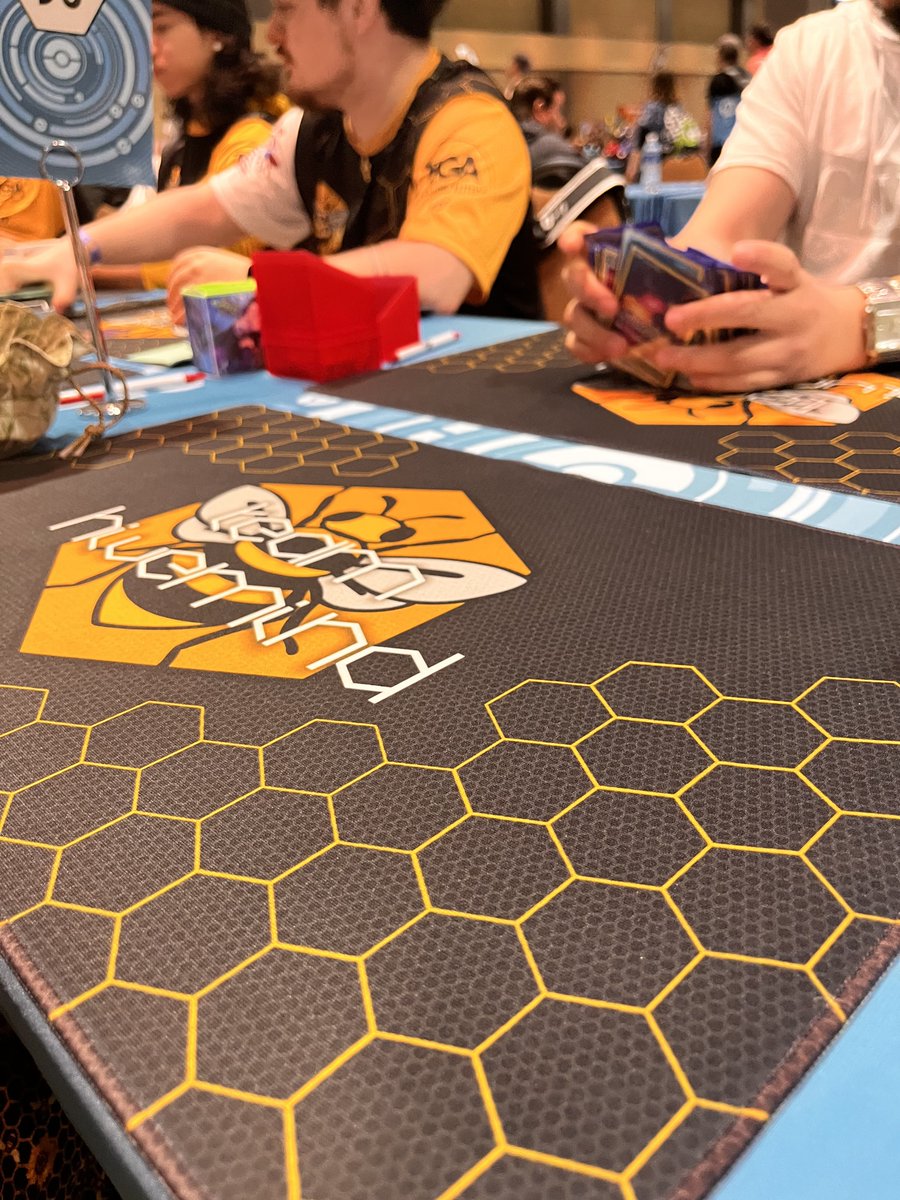TeamHivemindTCG's tweet photo. The drip is strong with this one.
#PokemonWorlds #PokemonScarletViolet #inkedgaming #nutmeggames #tgacards #PokemonTCG #TradingCards https://t.co/8tiKRqzxDi