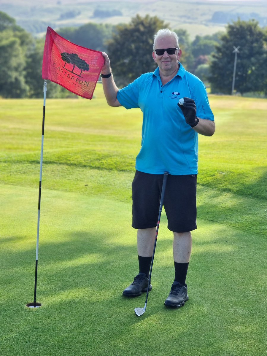 ITS A DOUBLE HIO ANNOUNCEMENT 
🚨🚨🚨🚨🚨🚨🚨🚨🚨🚨🚨🚨🚨

Congratulations to Peter Farrington from <a href="/CastertonGolf/">Casterton Golf</a> who aced the 136yds 5th Hole on Captains Day. 

Put your feet up Peter your off to the HIO Playoff Finals playing to win a trip to TPC Sawgrass.
