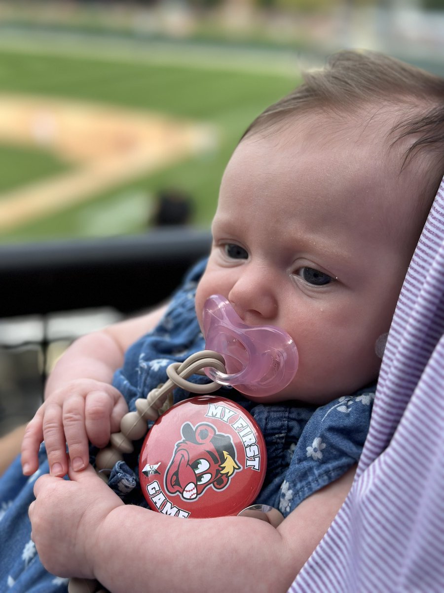 emstevens2's tweet photo. #MyFirstGame @indyindians https://t.co/tNDdtXMA1S
