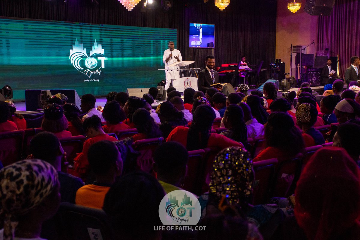 lfgacot's tweet photo. Men can only help you when you've received favour from the Lord.
If you want to get to the peak of your destiny and fulfill purpose, let God be your trust.
- Pastor Joshua Okumefuna
#sundayservice
#cotchurch
#lfgacot https://t.co/8m8u0V96Ke