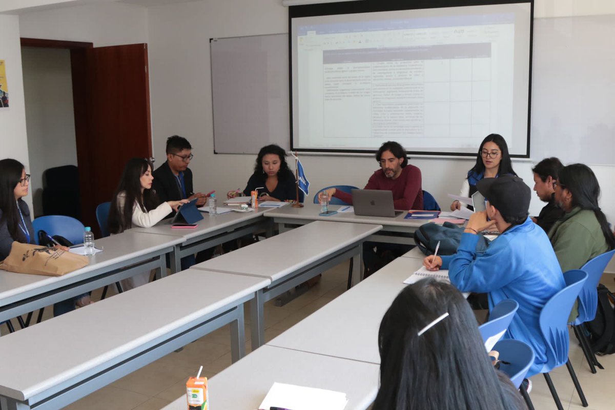 I Foro La Integracion Regional Tarea de los Pueblos. C. Ecuador: 81 Organizaciones S. de 8 Provincias y 144 representantes se comprometen a reactivar Plataforma "Los Pueblos Somos UNASUR", instrumento articulador  para ordenar participación ciudadana <a href="/unasur/">UNASUR</a>.