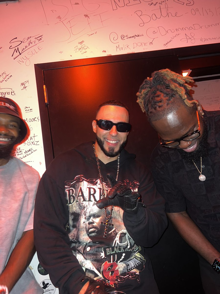 reallyhappi's tweet image. They getting hip to the boy #CRUZCONTROL