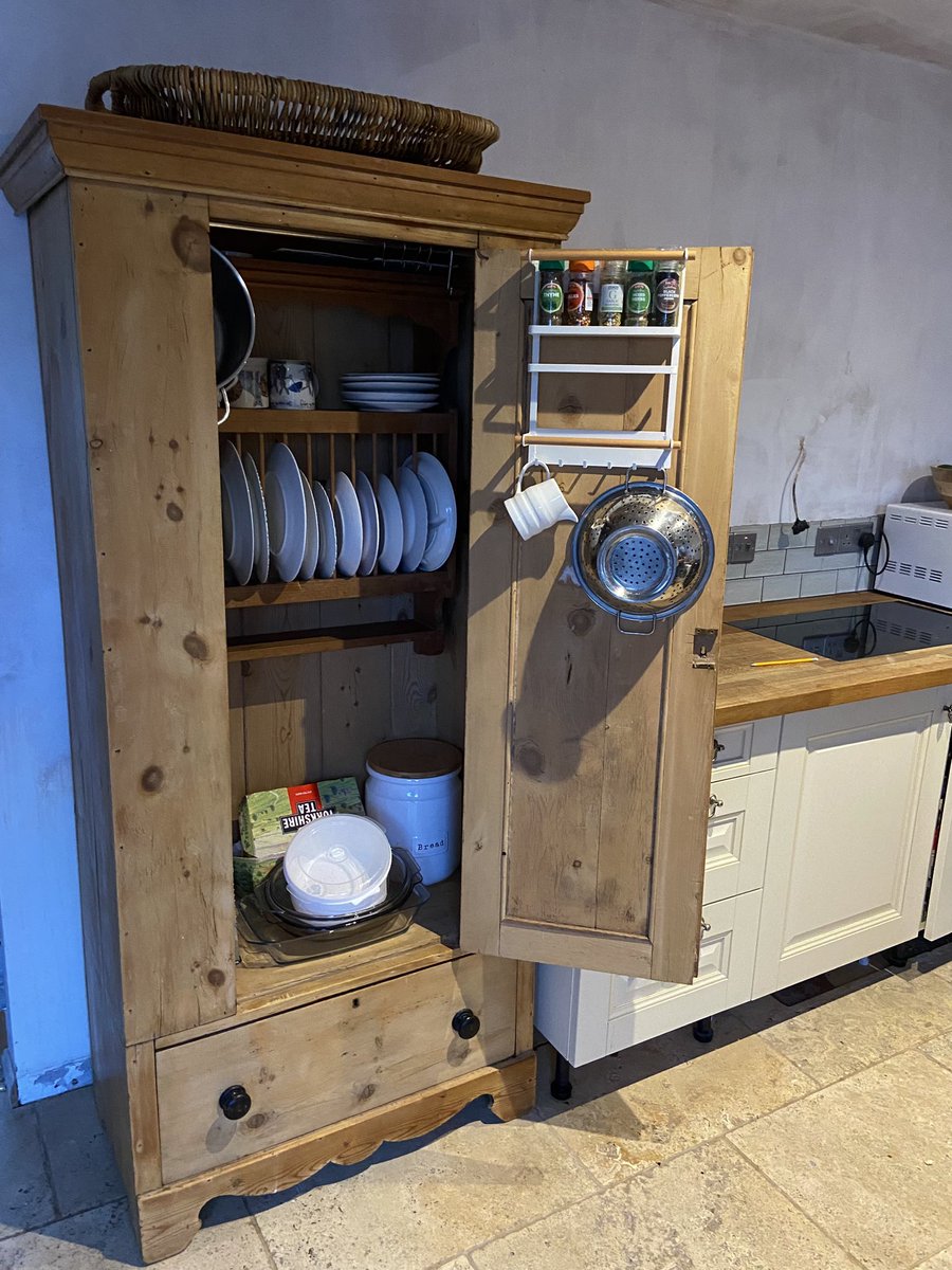 BakerKatyhaynes's tweet photo. having a new kitchen installed (all second hand and mostly free) found this lovely old wardrobe and have created a larder cupboard to create space as i don’t like wall cupboards. So happy with it. love a vision turning into reality #upcycling #newtoyou #secondhandlove #vintage https://t.co/wzPHQ74ubB
