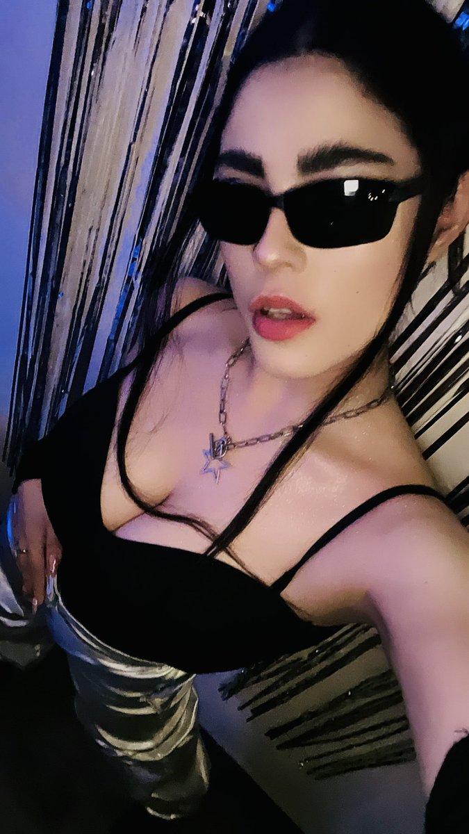 KatyRomort's tweet photo. About last night. #xtasis https://t.co/nqomh6Iohe