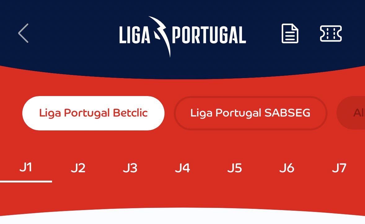 Bilhetes liga portuguesa no continente:

O pior aqui é, podemos ir ver os jogos fora do Porto todos, à exceção dos 3 “grandes” por: 

14x20€ = 280€
140€ ficam em cartão 

Pelo que quase uma volta do campeonato fica muito mais barata do que ser sócio do clube e ter lugar anual