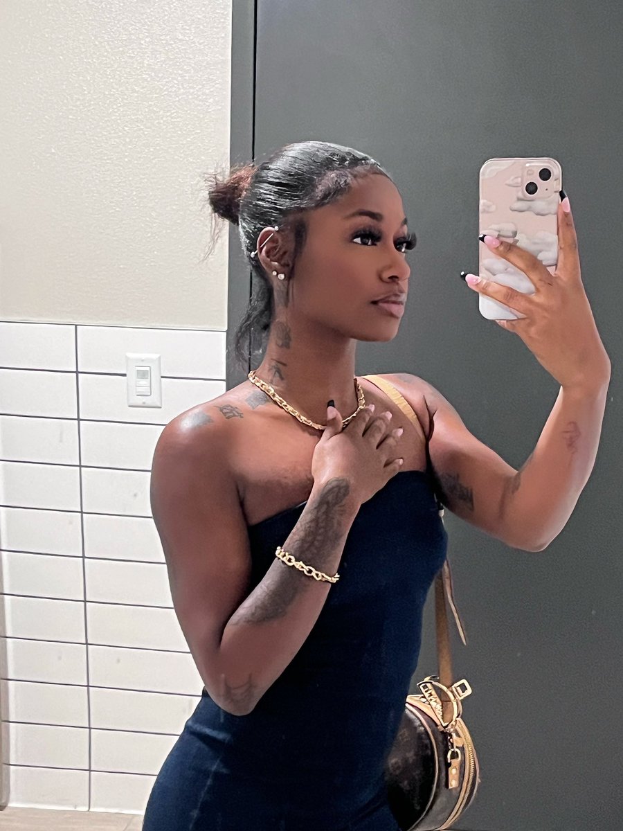 Face card screaming trap me with a baby🥴