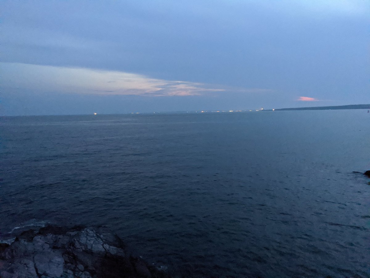 7heads_10crowns's tweet photo. Nights like these 🌜
#brentonpoint #thepoint #oceanave #newport #aquidneckisland #odbc https://t.co/2ForhZx46E