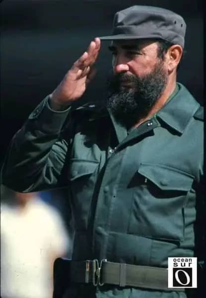 El pueblo revolucionario de #Cuba, siempre tendrá en su mente y el ❤ a su eterno Comandante en Jefe Fidel Castro Ruz. Hoy con orgullo recordamos su #Cumpleaños97 #FidelEntreNosotros #FidelEsFidel #FidelViveEntreNosotros #ValoresTeam #LaurelesYOlivos #PatriaYRevolución
