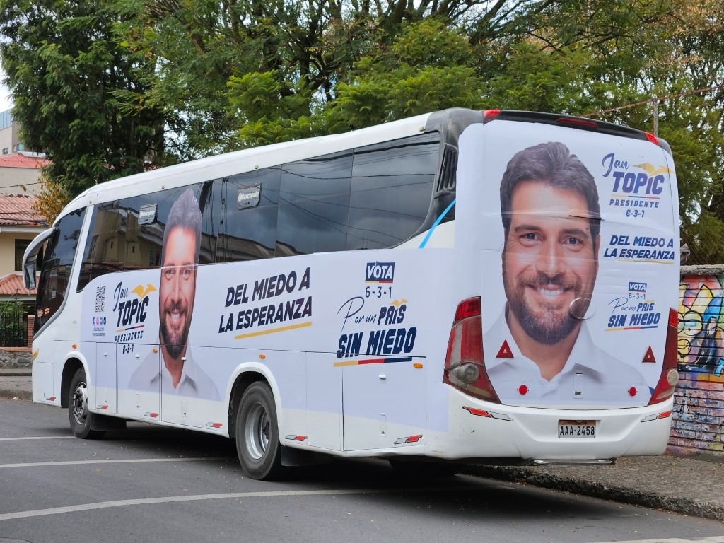 KimGarciaY's tweet image. Por un Ecuador seguro, por un Ecuador libre y lleno de Paz #TopicPresidente #TopicGanaDebate #DelMiedoALaEsperanza