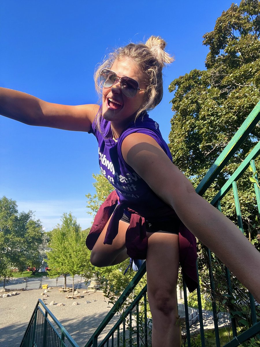 HeyItsMeMissJT's tweet photo. Body under construction. Mind on a mission. #Always #HappyAndHealthy #SundayFitness #WorkoutVibes Run them stairs! #StepsAndReps #TrainForTheGain #AlexanderPublicSchool #LowerPlayground #CardioWorkout #FitAtForty #StrongBella 🏃♀️🩵🔆💜💦🥵 https://t.co/Z2uQJf9ptz