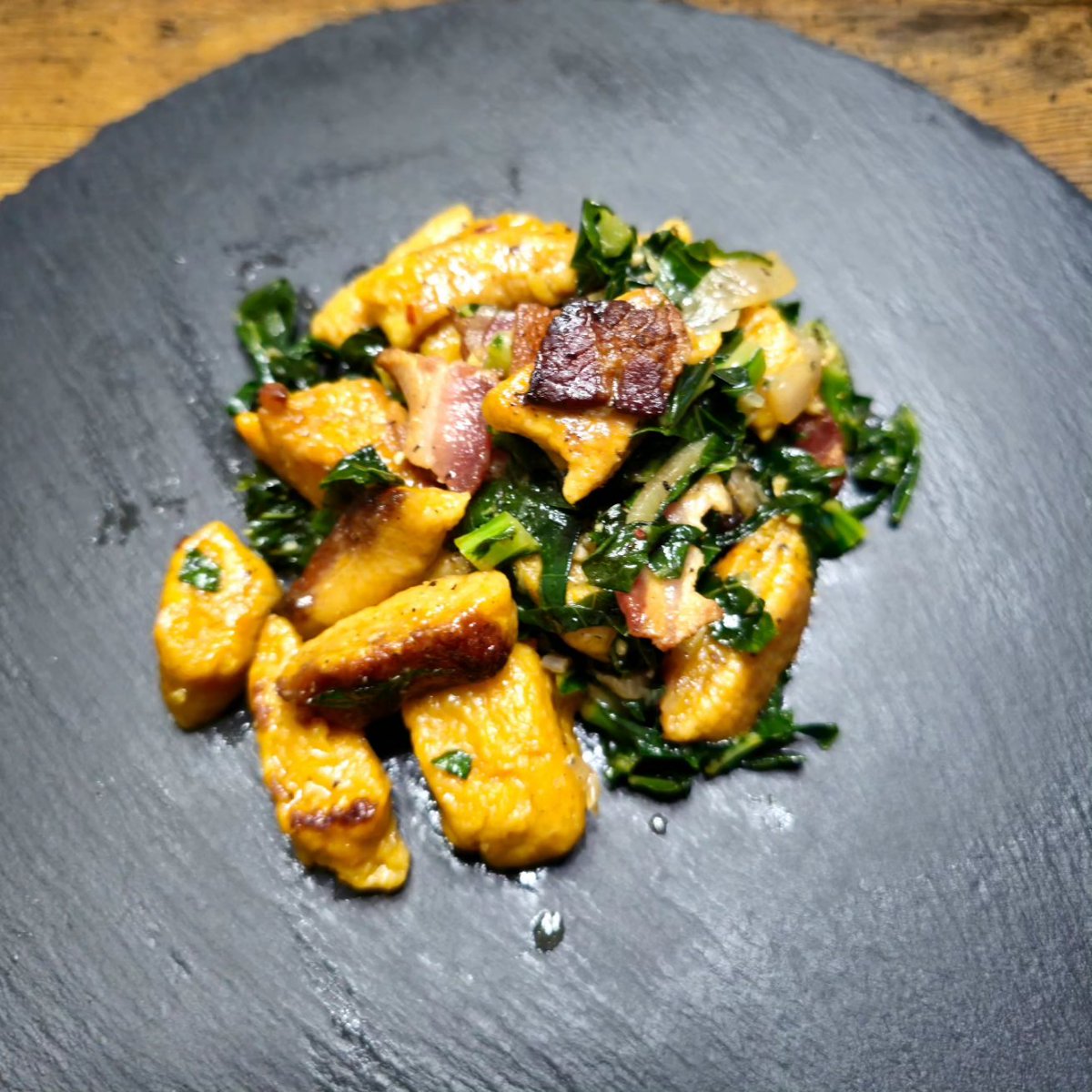 amcatering2015's tweet photo. The lab...
It's Sunday. That means Sunday dinner. We all enjoy classic southern dinners.
Candied Sweet Potato Gnocchi with Brasied Collards
https://t.co/XNGMxOm6mv
#ChefAnthony #inthelab #AMCatering #mytimeiscoming #NoStyleJustGoodFood #GodDid #makeyourlastlikeyourfirst https://t.co/hCPmdvsFXR