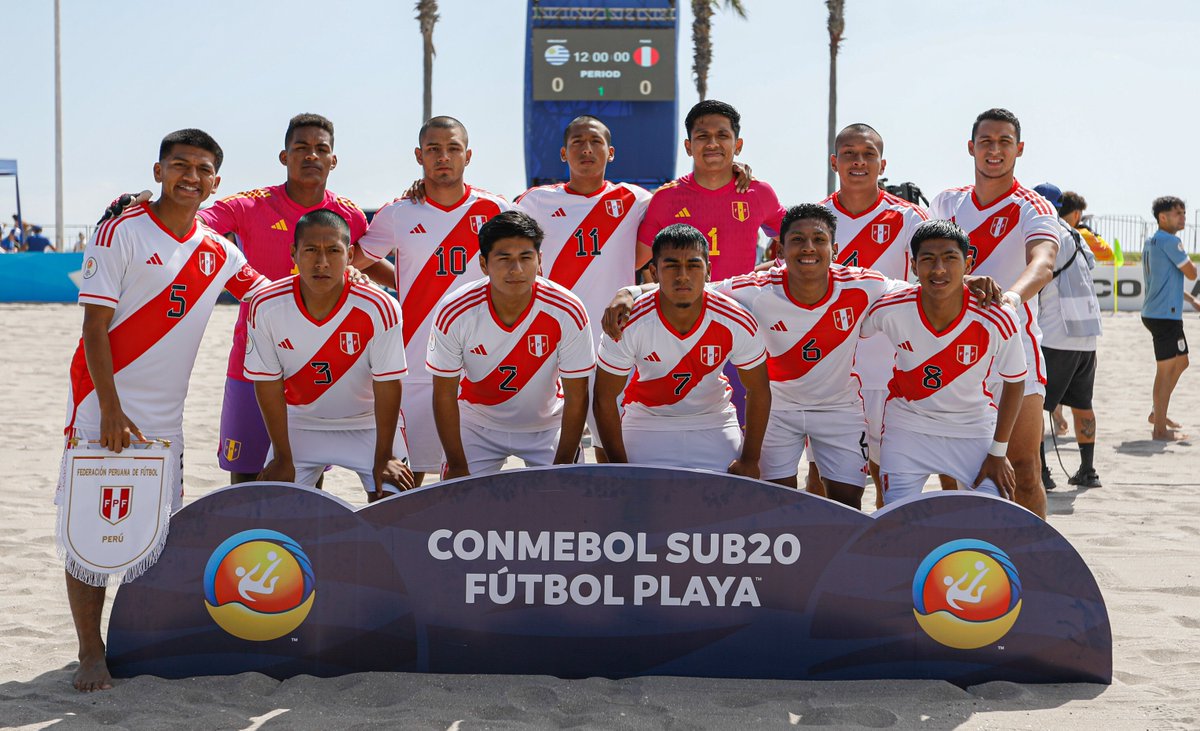 ANFPChile's tweet photo. 📍Definición por el quinto puesto 

🏆 @CONMEBOL #Sub20FP Chile 2023

💪 @SeleccionPeru 🇵🇪 superó a @FutbolPlayaAUF 🇺🇾 por 5-4 en el Arena Cavancha 🏟️

📸 Tito Medina / Prensa COL https://t.co/axsaWVPLmS