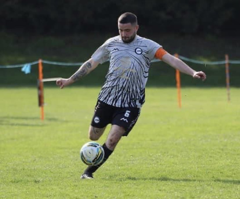 afcmalborne's tweet photo. DEANO WORLEYS MAGIC…🎩

We’ve made you wait. We’ve made Dean wait, but the time has come. Malbornes very own Roy Keane has committed to the mighty malborne once again. 

One of the first names on every managers list without a doubt 🪖
#utm https://t.co/ZodG28Coa9