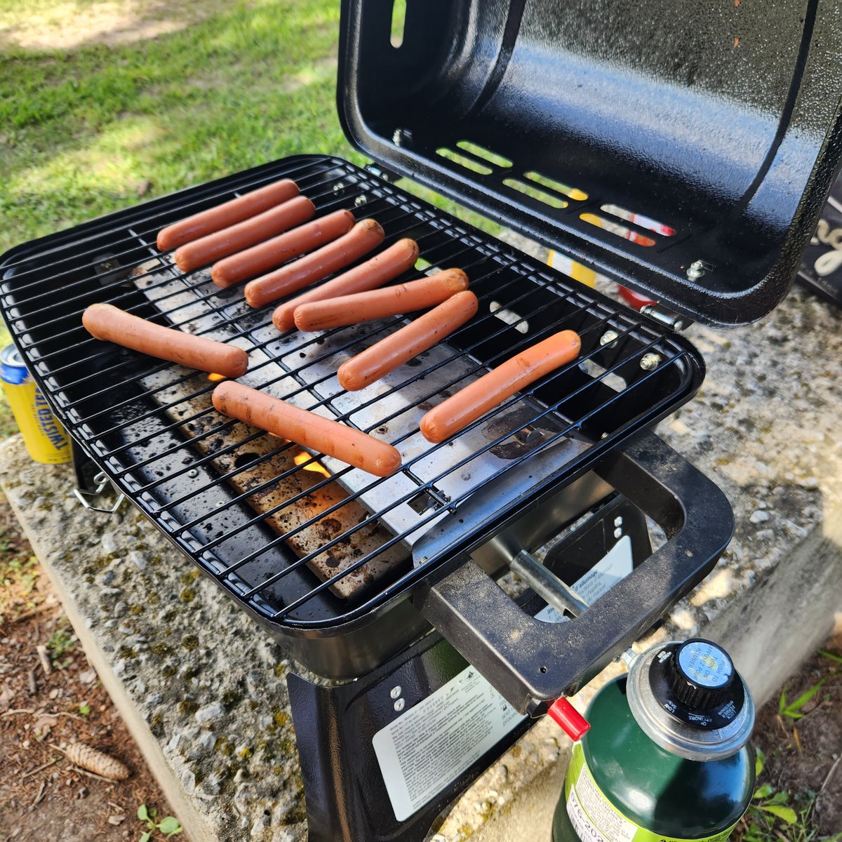 A's pull their weiners out for the Rippers after a big win. 19 year old Alex takes it deep for first time and gets the W #nickisreleif #Alexistheman #laymedowntoo