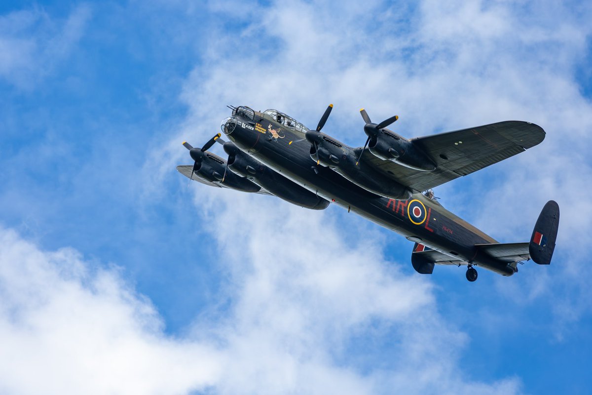 Good day out at the Yorkshire Wartime Show <a href="/YorkshireWar/">Yorkshire Wartime Experience</a> #yorshirewartime
#lancasterbomber #yorkshire