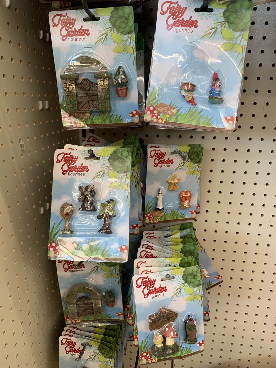 carolynvibbert's tweet image. I really want a tray of kinetic sand for a “design a fairy garden” center. But…. sand, theft, sand, and more sand!

So, if you need an idea and are not intimidated by sand and theft, I’ll throw it into the universe! #PWCSLibraries