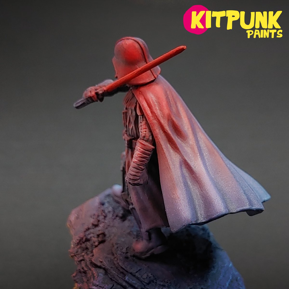 KITPUNKER's tweet photo. Darth Vader (Star Wars: Legion - 2021). Really wanted to focus on lighting for this one, lots of airbrush work. Tried to make a cool Mustafar style base to spice him up. #StarWars #StarWarsLegion #Warmongers #miniaturepainting https://t.co/ZXzCDcMFVL