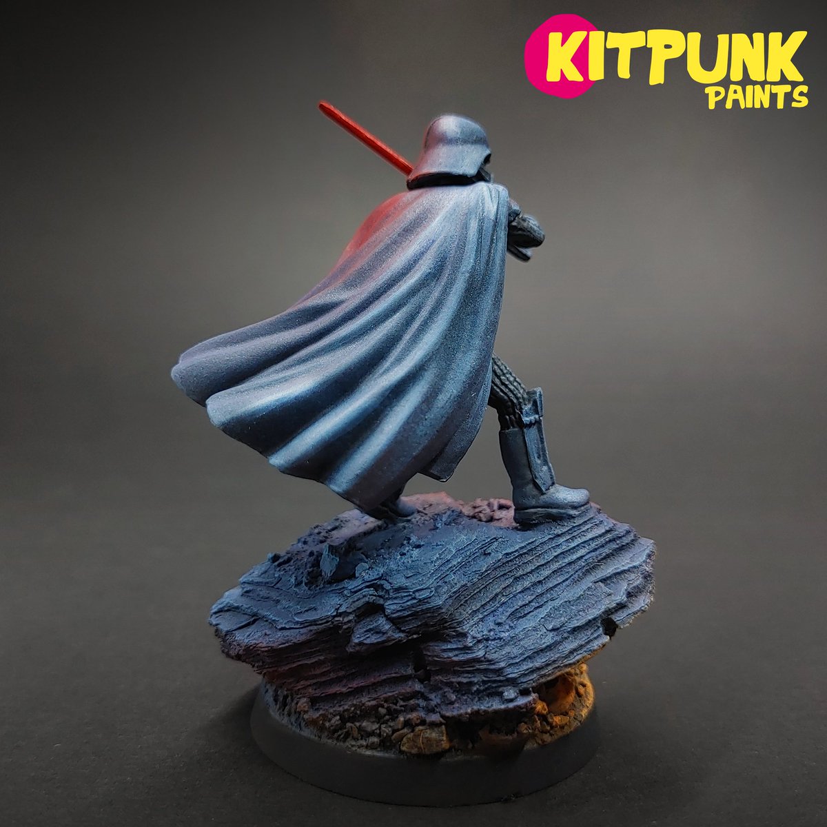 KITPUNKER's tweet photo. Darth Vader (Star Wars: Legion - 2021). Really wanted to focus on lighting for this one, lots of airbrush work. Tried to make a cool Mustafar style base to spice him up. #StarWars #StarWarsLegion #Warmongers #miniaturepainting https://t.co/ZXzCDcMFVL