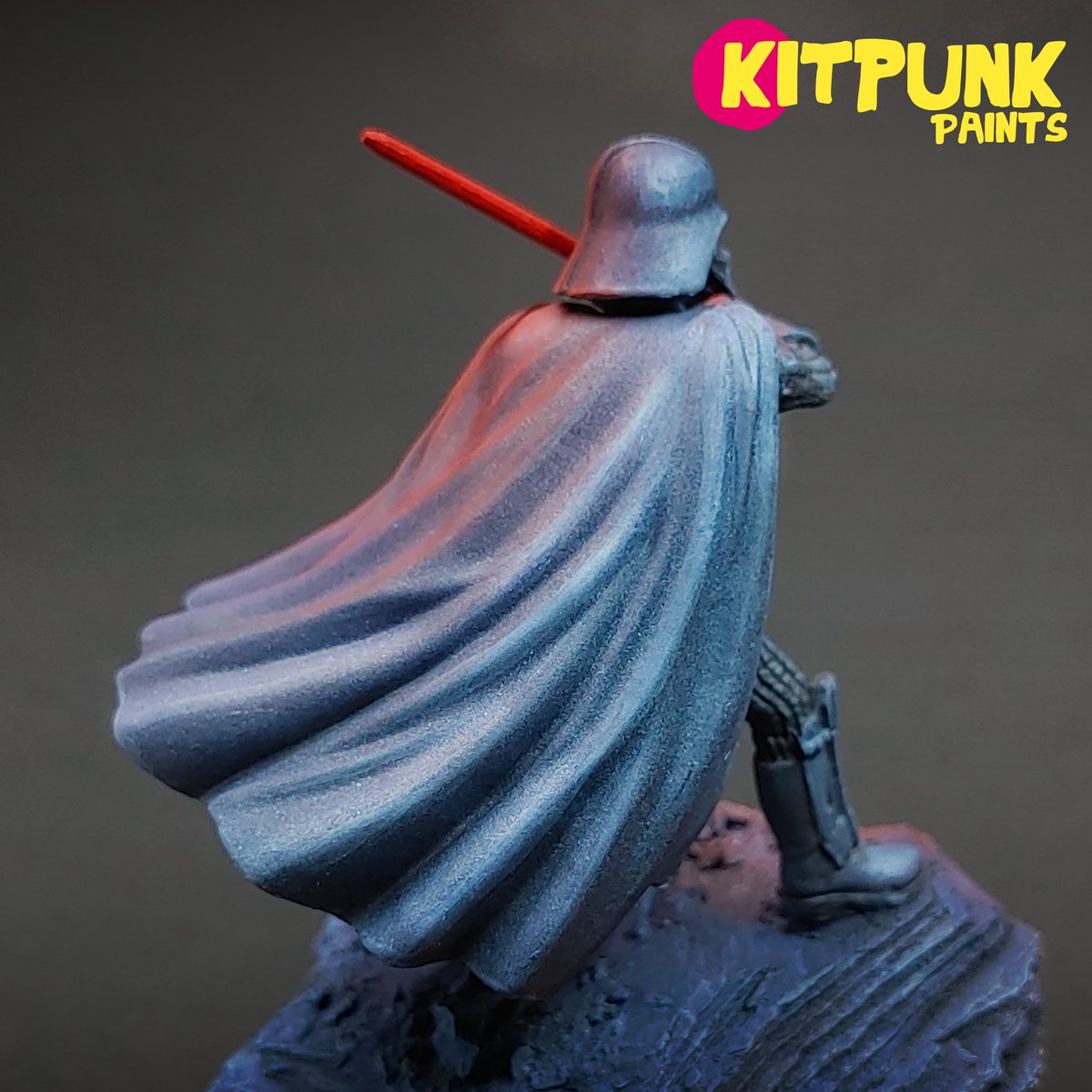 KITPUNKER's tweet photo. Darth Vader (Star Wars: Legion - 2021). Really wanted to focus on lighting for this one, lots of airbrush work. Tried to make a cool Mustafar style base to spice him up. #StarWars #StarWarsLegion #Warmongers #miniaturepainting https://t.co/ZXzCDcMFVL