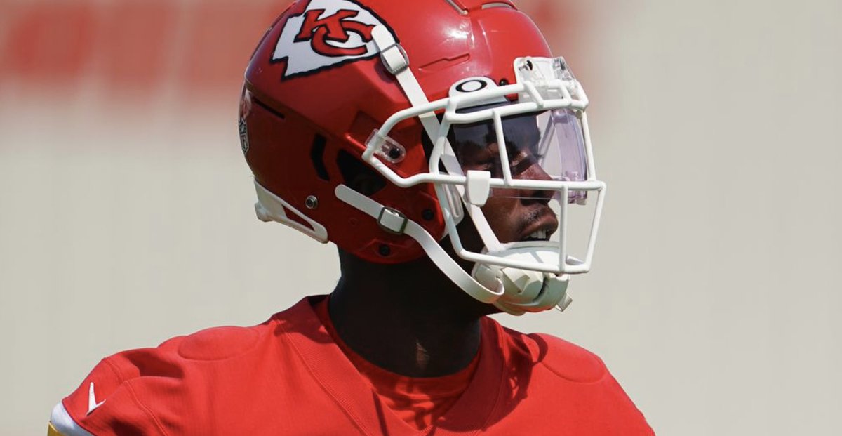 RookieWatxh's tweet photo. Justyn Ross played in his first football game in nearly TWO years today.

Ross recorded his first pass reception in a game in 1 year, 9 months, today.

Ross also recorded his first TD reception in nearly 1 year, 11 months, today.

Ross ended his first preseason game with 2 receptions for 29 yards and a TD.

The comeback is just BEGINNING 😳