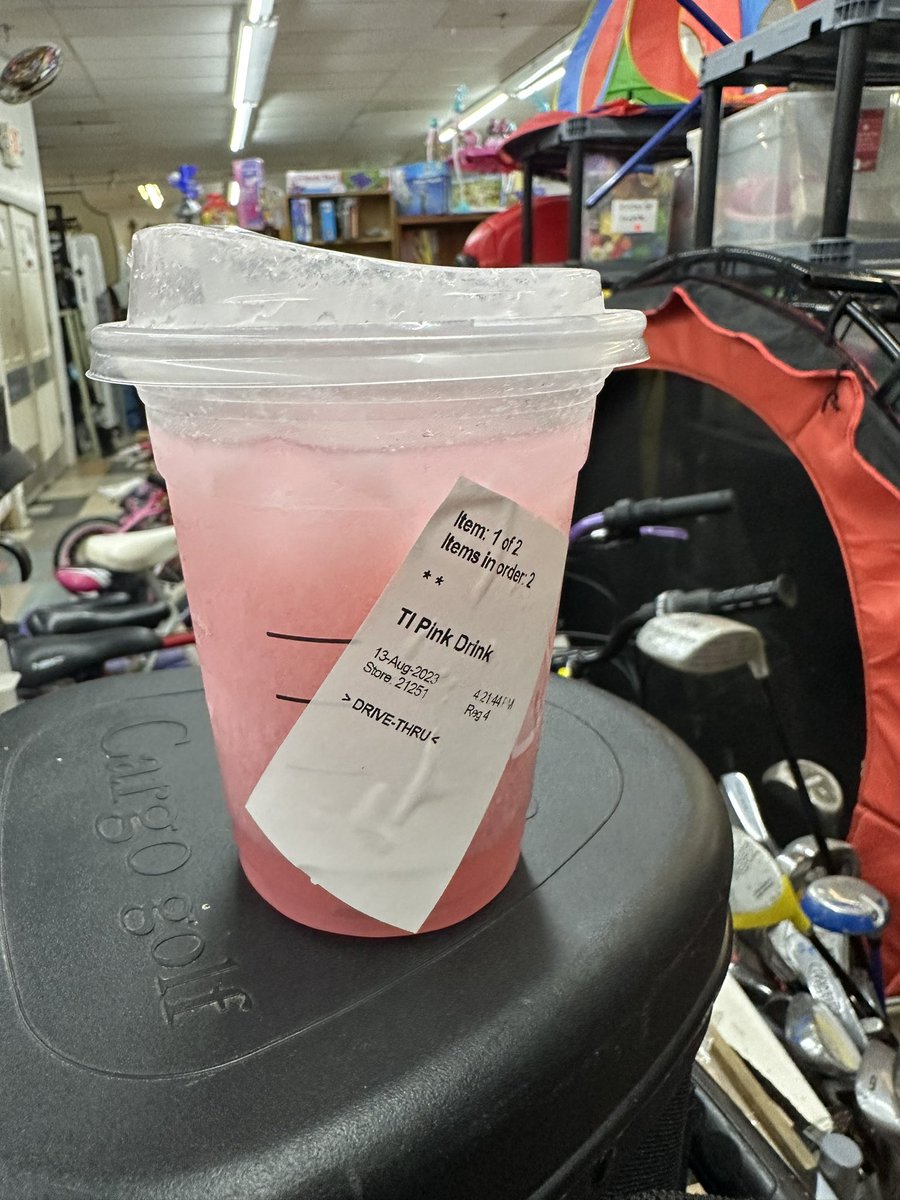 SimplyGayatri's tweet photo. @Starbucks The Pink Drink with spoilt milk! Not what I expected from Starbucks… https://t.co/Q4ZnjjxaY7