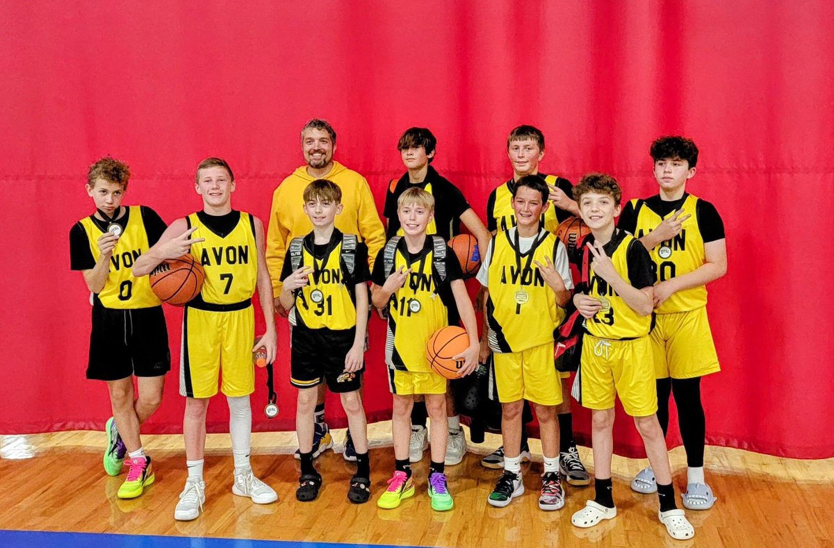 ormana's tweet photo. Had an up and down summer session but we were able to win our bracket in the tournament. All the boys played hard and some of them just continue to level up. #OneAvon @OrioleAthletics @Orioles_AD @AvonOrioleHoops @CoachDSchauss https://t.co/XvNE3l41Eu