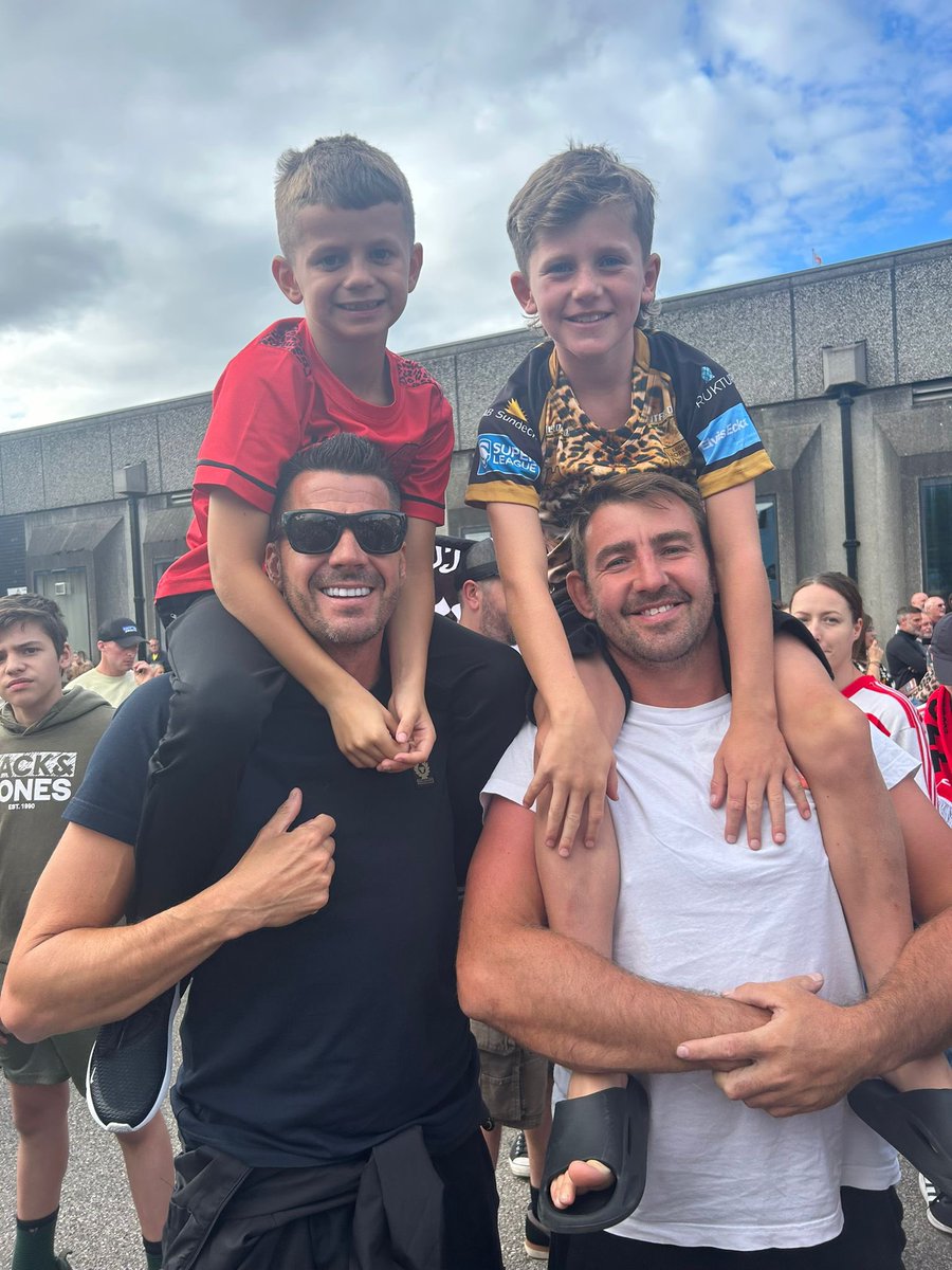 Two ex leythers and two future leythers <a href="/ridy6/">Martyn Ridyard</a>