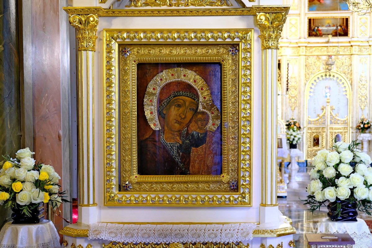 GeorgeAdrian21's tweet photo. De fiecare dată când m-am închinat acestei icoane a Maicii Domnului am simțit purtarea de grijă a Născătoarei de Dumnezeu.
Mănăstirea Ghighiu https://t.co/aMUiZmzVO3