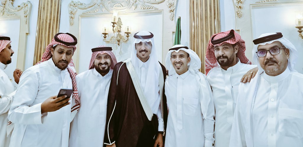 albander232's tweet photo. تغطية زفاف الشاب عبدالرحيم لافي الفايدي 
#املج

القصائد 

الشاعر عبدالعزيز عياد الفايدي 
https://t.co/qLfSvuZZLz

الشاعر عبدالعزيز مطيران الفايدي 
https://t.co/TrEA9TJnu8

الشاعر فلاج مسلم الفايدي القاءها الشاعر عبدالرحمن مسعد الفايدي 

https://t.co/yS1CrGwT1T

#لايك . #ريتويت https://t.co/uCgl0LzbvX