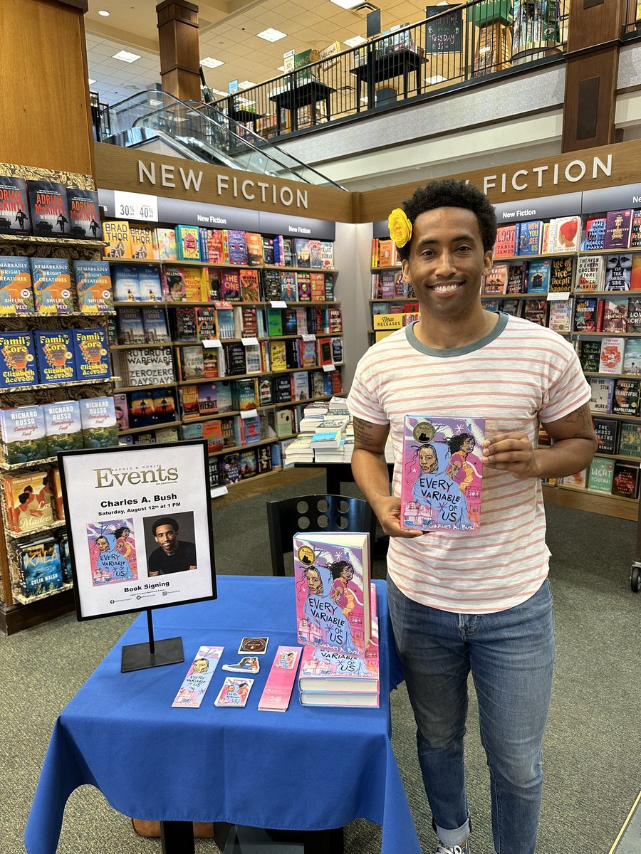 CharlesBush10's tweet photo. What an incredible event yesterday @BNValleyForge Thank you for championing the book and hosting such a wonderful event. And to everyone who stopped by to chat &amp; purchase a copy (can’t believe we sold out😱) thank you for all the love and support. Y’all are the best! 🙏🏾🖤🖤 https://t.co/QC1P2wmQkX