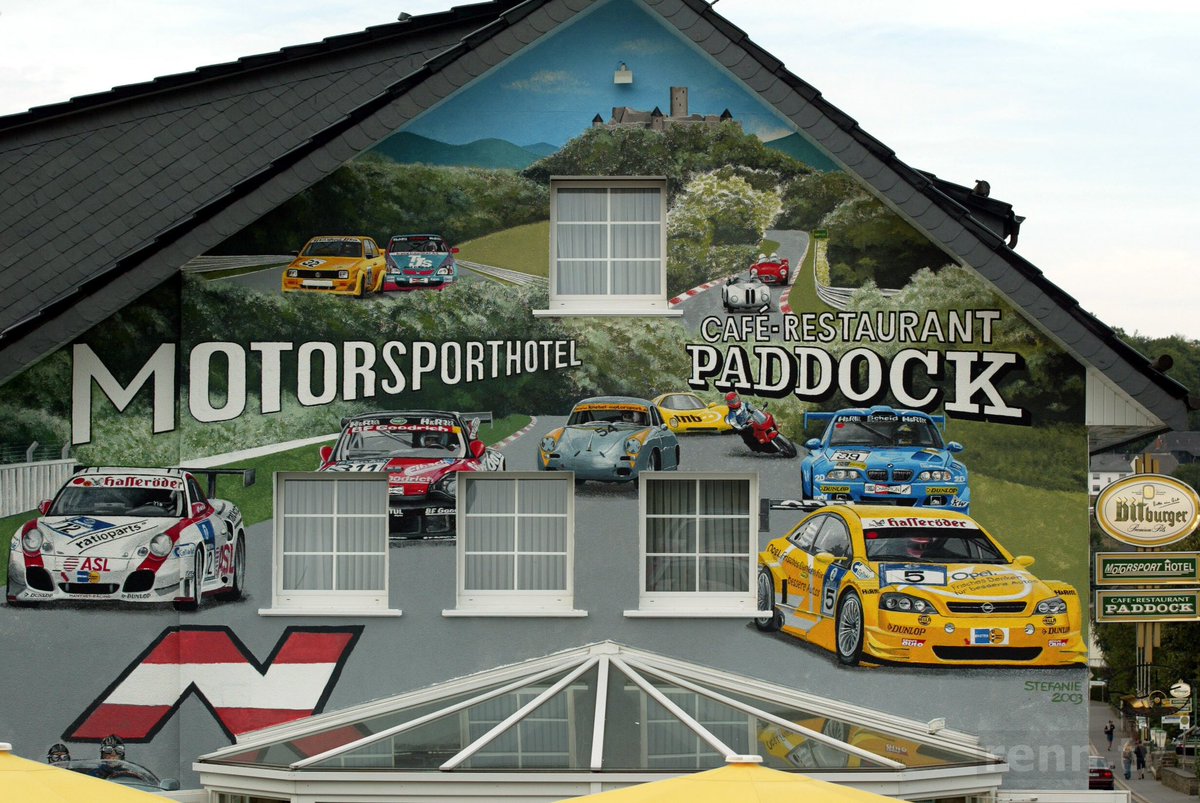 20832com's tweet image. 20 years ago the large wall painting in Nürburg was created: Aug 13th, 2003.