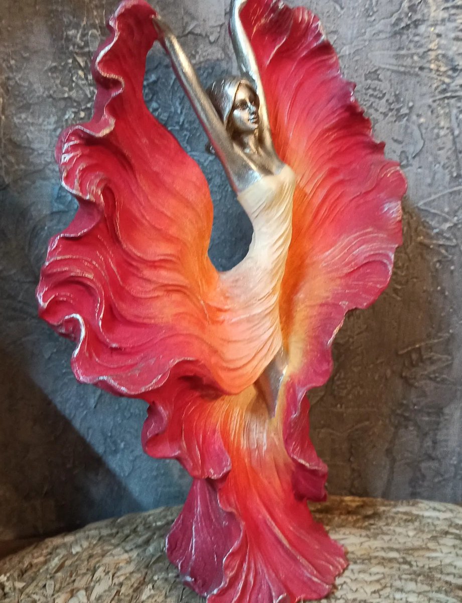 İki sene oldu bırakalı.... Şimdi hayata yeni başlamış gibiyim..😊😊 stresten uzak boyuyorum.. üretiyorum...