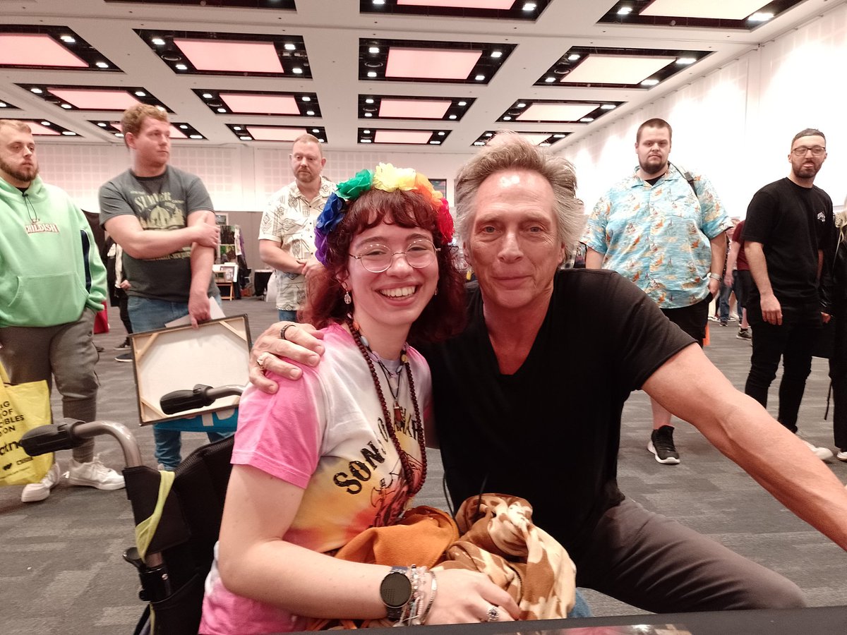 LuluWild13's tweet photo. #WilliamFitchner is truly the greatest! ❤️ Such a interesting, humble, and caring soul, so grateful for him 💗. https://t.co/h9F7ZRvviM