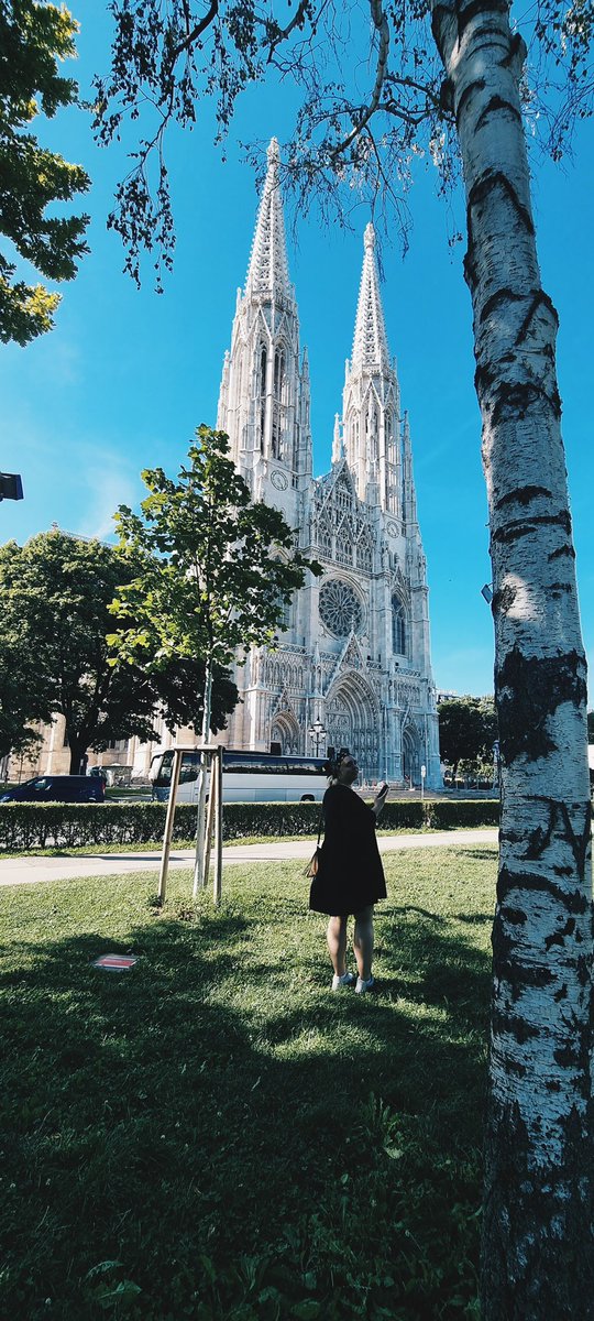 kkingmads's tweet photo. Hopped on a plane and spent my birthday in Vienna 🥰 https://t.co/tr3bsWcgZi