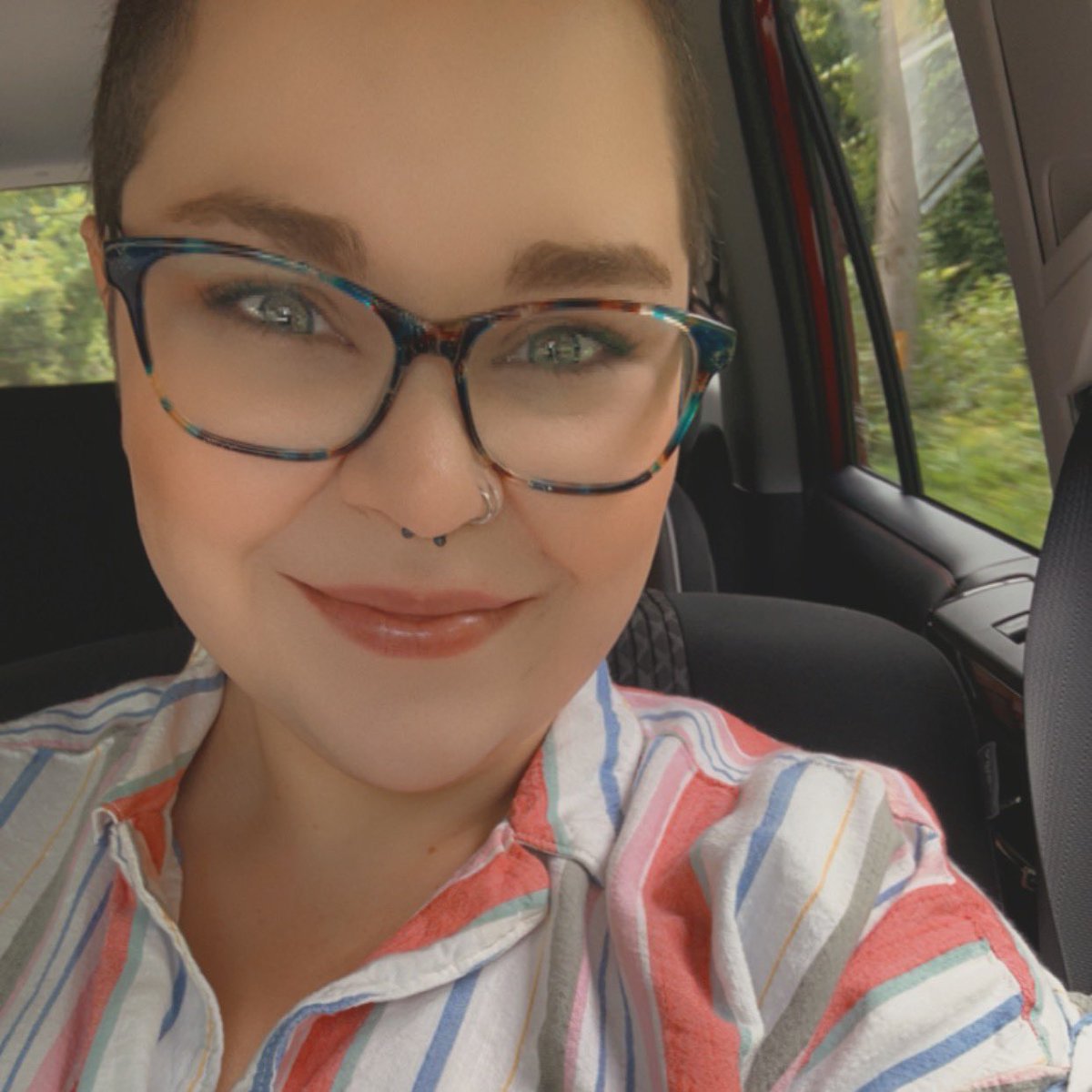 shmayshmathleen's tweet photo. 1 - Go to your own Facebook.
2 - Go to your 3rd oldest profile pic.
3 - Now go in your photos and pick the last selfie in your camera roll.
4 - Put them side by side and let's see the difference. https://t.co/McOghW9XaP