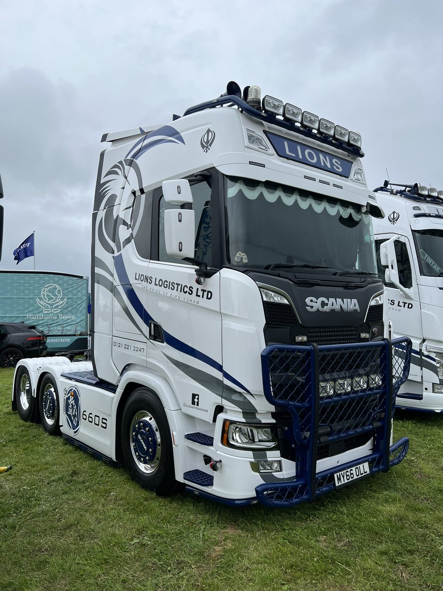 ArchieC98's tweet photo. You’re never late in a V8. Selection of Scanias seen today at Convoy in the Park at Donington. https://t.co/lsVWrN8R6I