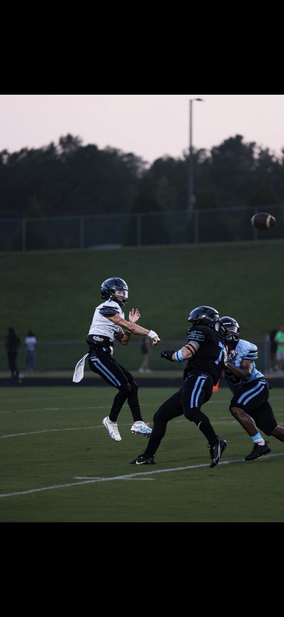 rowdyc_1's tweet image. Football is back. Junior year. LETS GO. 

@NHSJagFootball @RyanLolley2