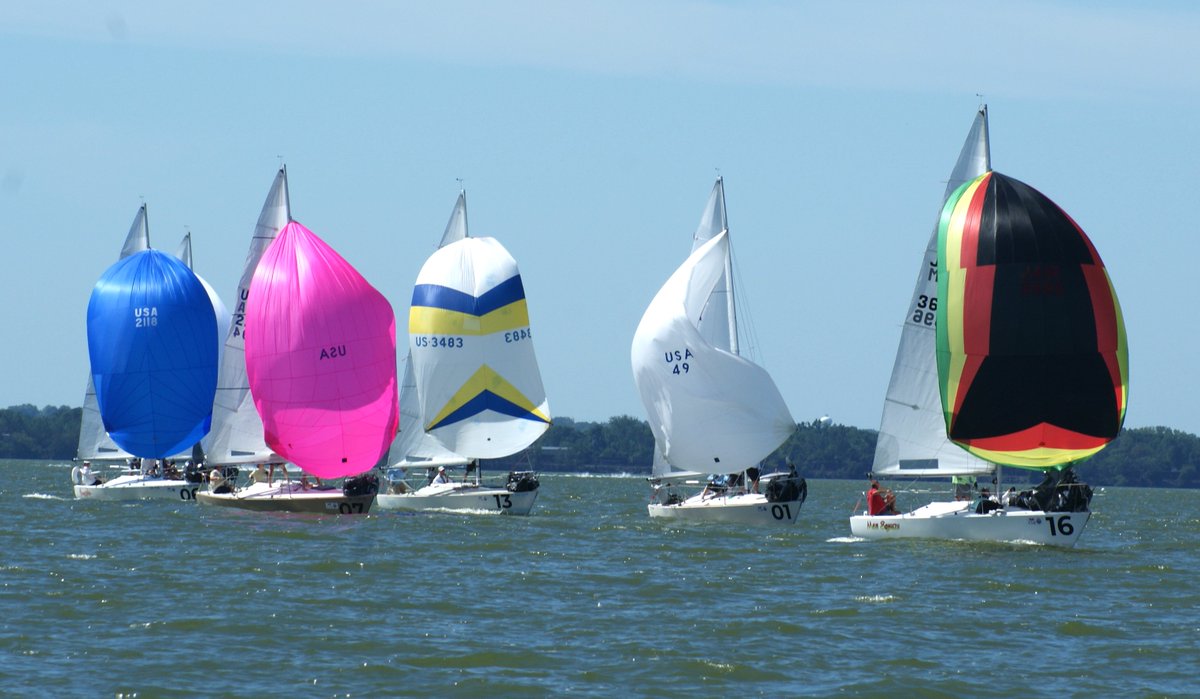 Sandusky_Bay's tweet photo. J 24 North American Nationals #ShoresandIslandsOhio #SanduskyOH #Lakelife #Lakeerielove #Lakeerie #CityofSandusky #SanduskyBay #Ohio #j24sailing #j24 #sanduskysailingclub #sail #sailing #sailinglife https://t.co/EmpmBBxyiw