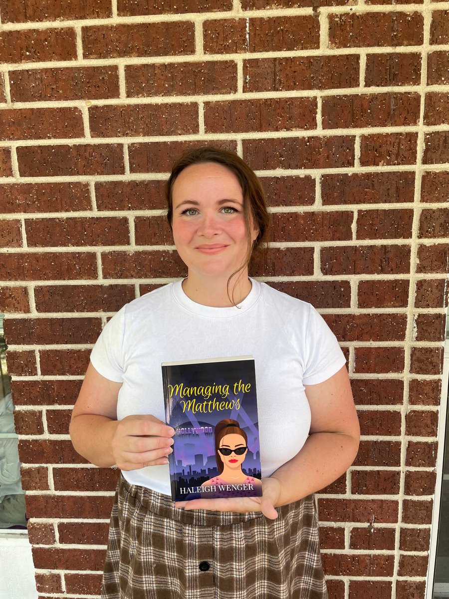 TWO days until my debut adult romance releases! 

MANAGING THE MATTHEWS:

💜 chronic illness rep (Crohn's)
💜 friends to lovers 
💜 reality TV
💜 famous romcom star MMC

Consider ordering if that sounds fun!: a.co/d/cZGpqwM