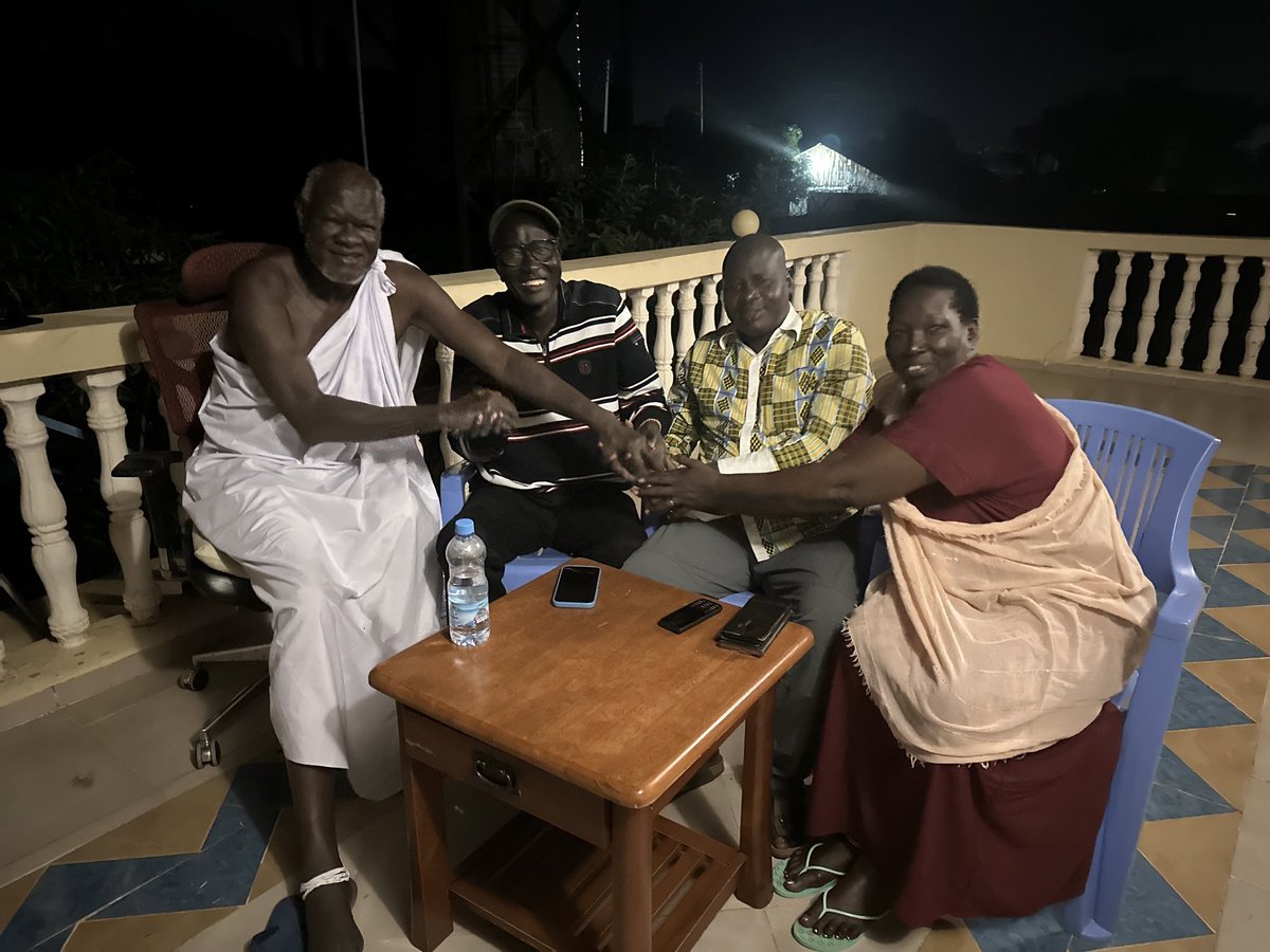 Hon. Stephen Dhieu Dau tweet media