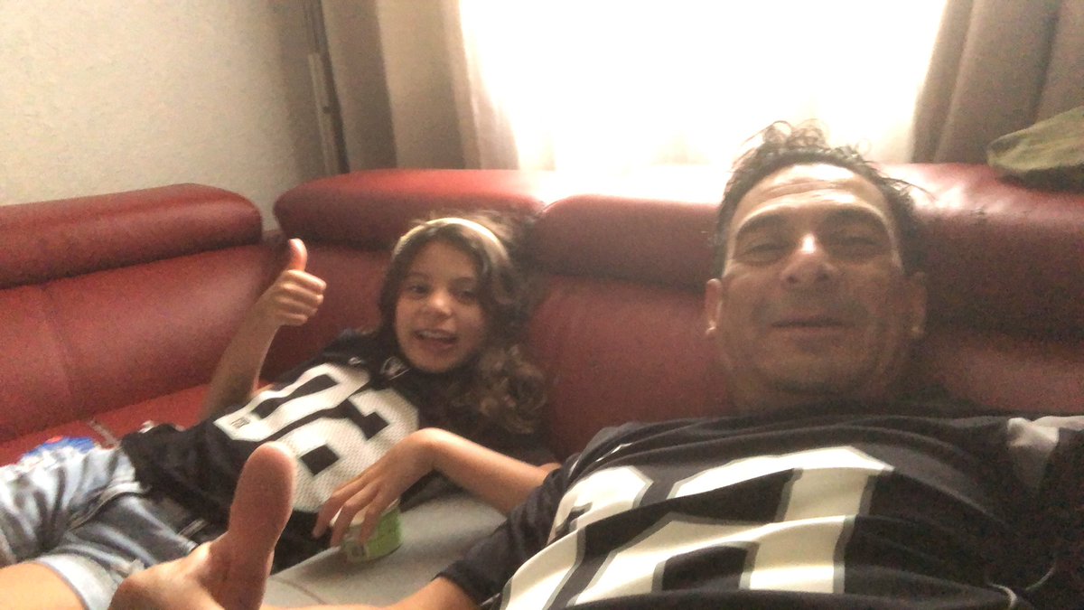 jonathanremo's tweet photo. #raidersxmultimedios Disfrutando el día y viendo el regreso de #Raiders este 2023. Saludos a todos! #RaiderNation #RaiderNationMX https://t.co/fsfKe4rkvq