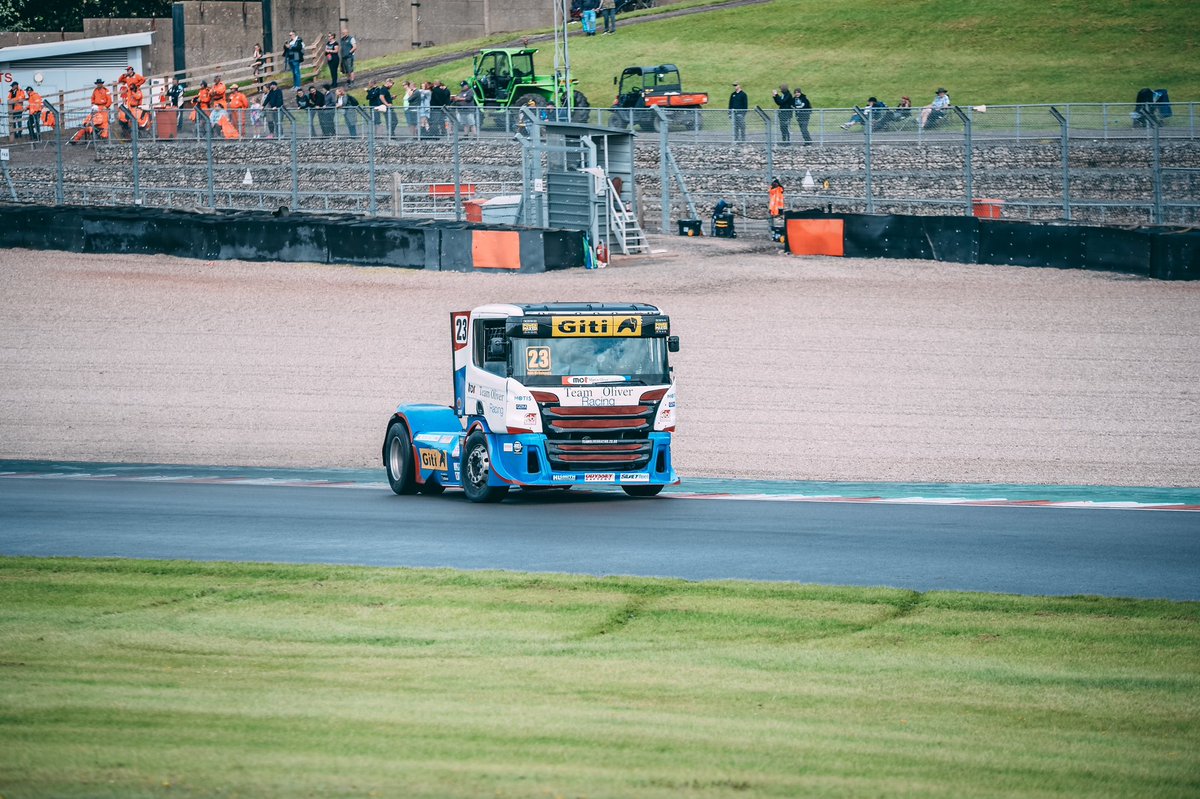 Adam Bates tweet media