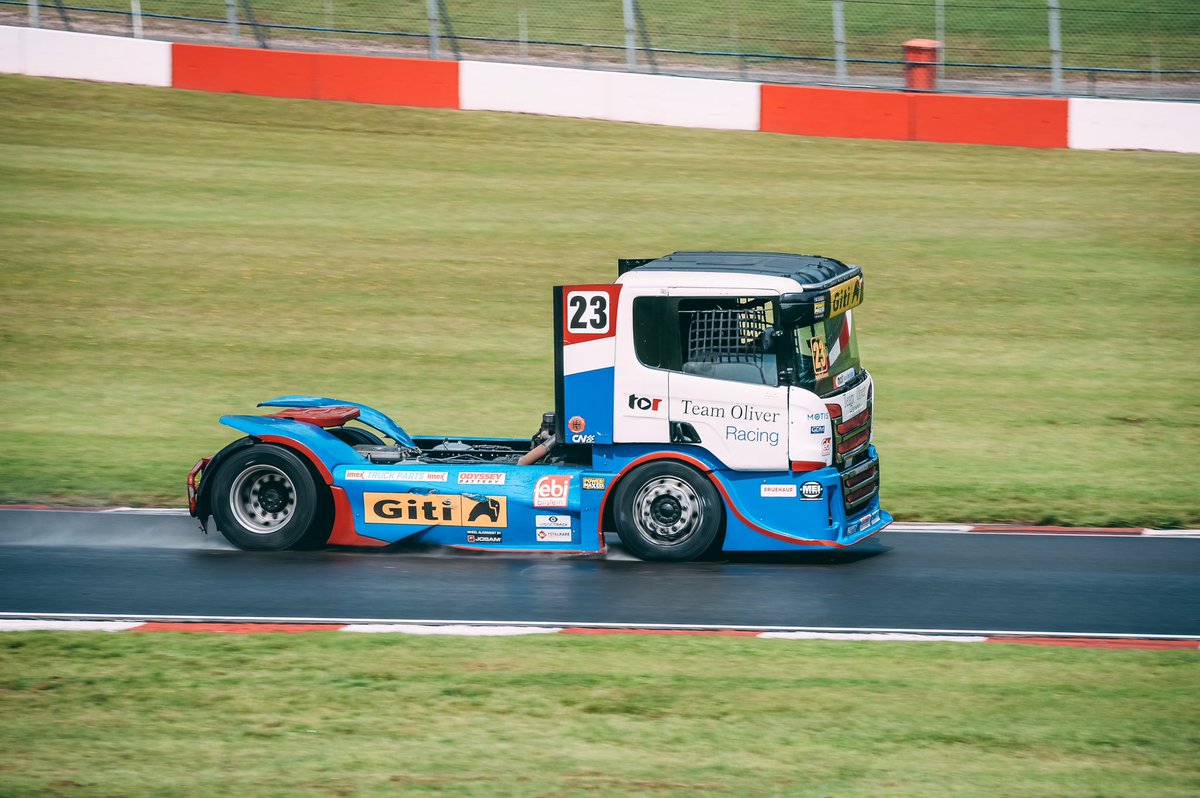 Adam Bates tweet media