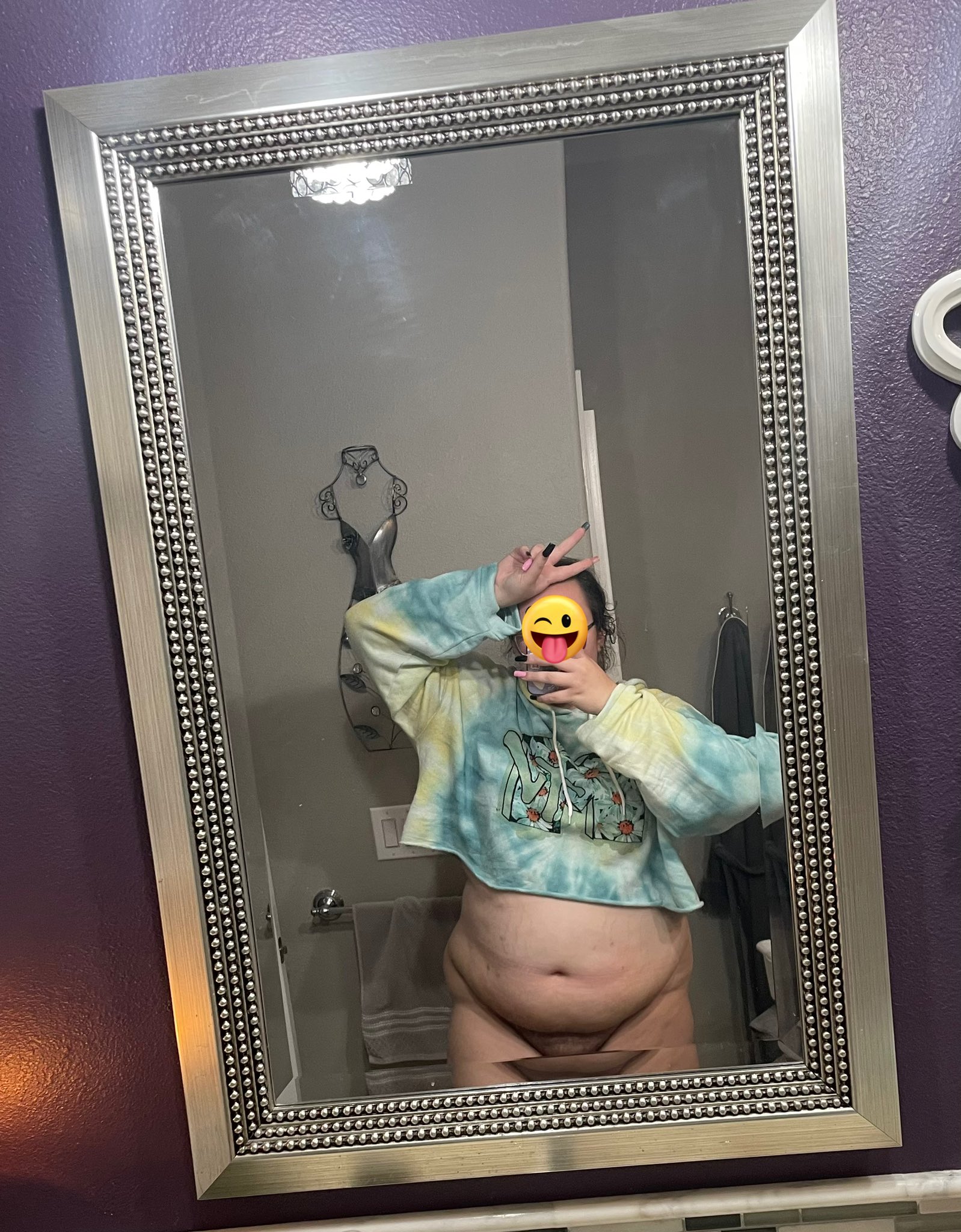 1 pic. Ok I feel sweaty and sticky and gross so I’m off to shower now ❤️ https://t.co/kacAq1BIdr