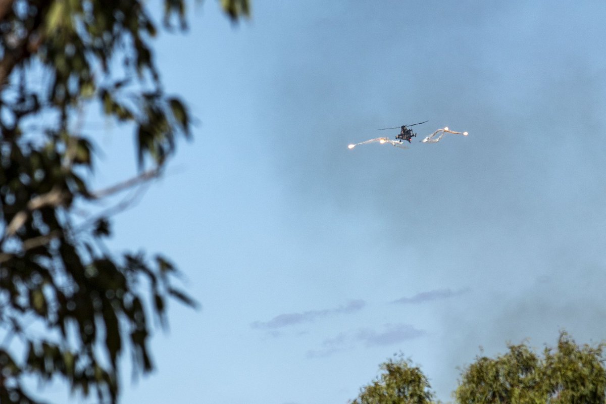 During the 2nd iteration of the CALFX at TFTA, Comanche CO, 4-6 IN integrated a tank platoon from the Australian Army’s 2 CAV REGT into its formation. The battle run was also supported by Australian sappers from the 3 CER and infantrymen from Charlie CO, 3 RAR. #StrongerTogether
