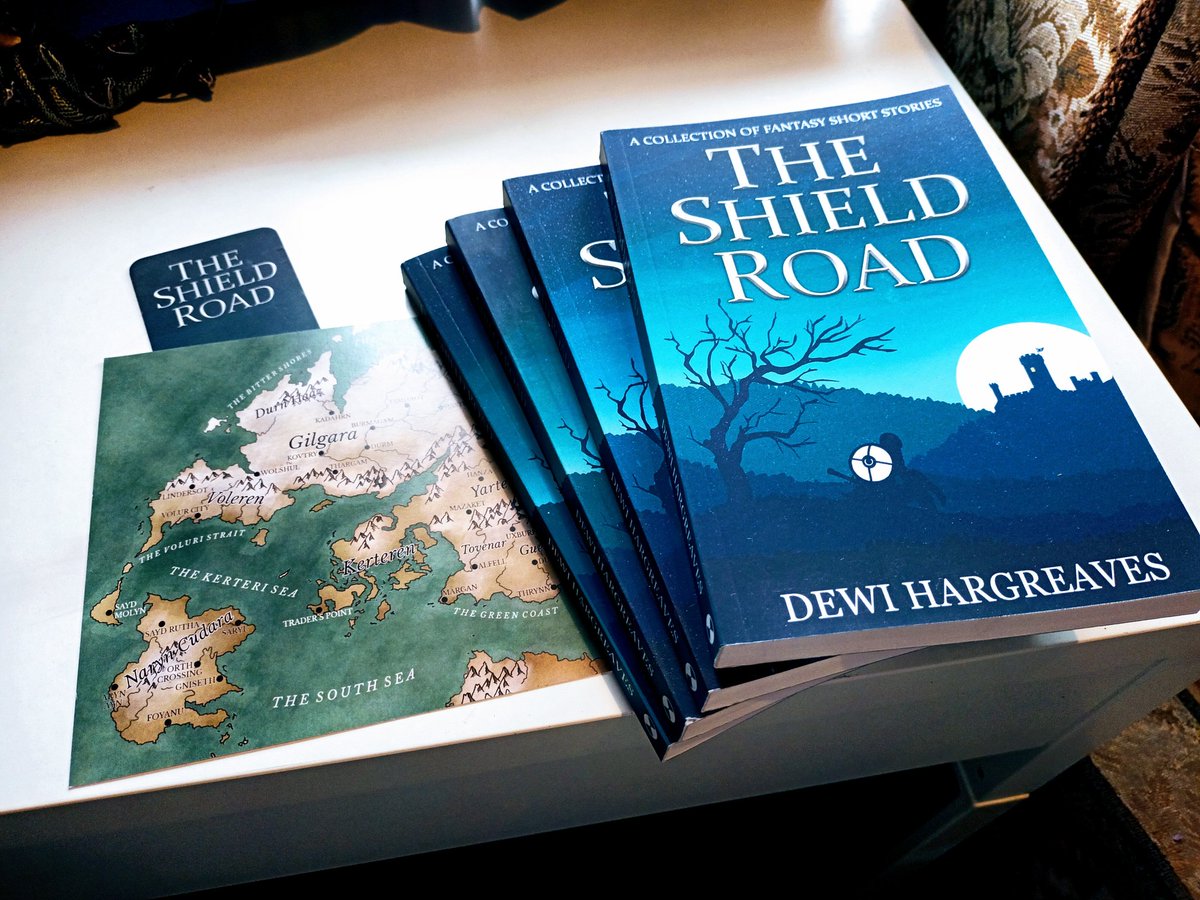 Happy self promo Sunday everyone 🥳 If you're after a quick fantasy read with stabby princesses, cool thieves, a Geralt lookalike and, erm, a hidden evil threatening to destroy a whole city, then may I humbly recommend my little lockdown book, The Shield Road 😌