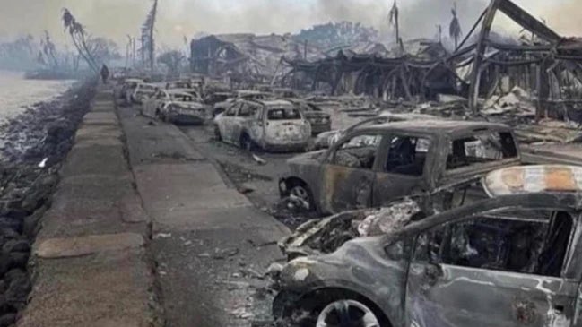 TalkMullins's tweet photo. My source in Maui (storm chaser) said the death toll is close to 1000. Said it’s so bad they can’t identify people &amp; they’re transporting bodies into buildings to shield them from view. One building alone he guessed had about 500 bodies. Said it looked like the Holocaust. 😢 https://t.co/M8hgU8BWMy